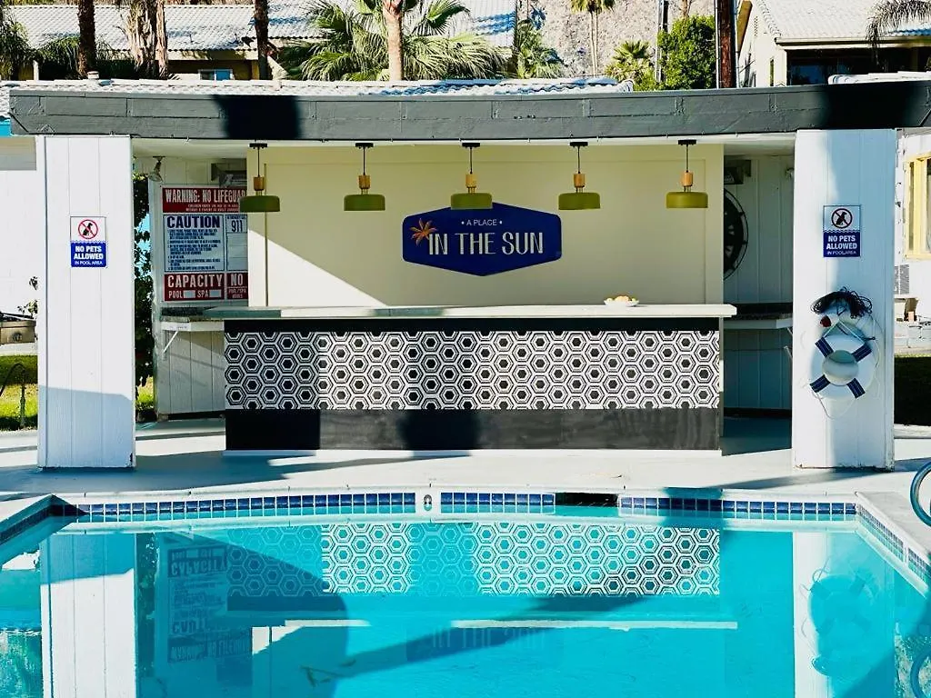 Hotel A Place in the Sun: Adults-Only Midcentury Boutique with Heated Pool Palm Springs
