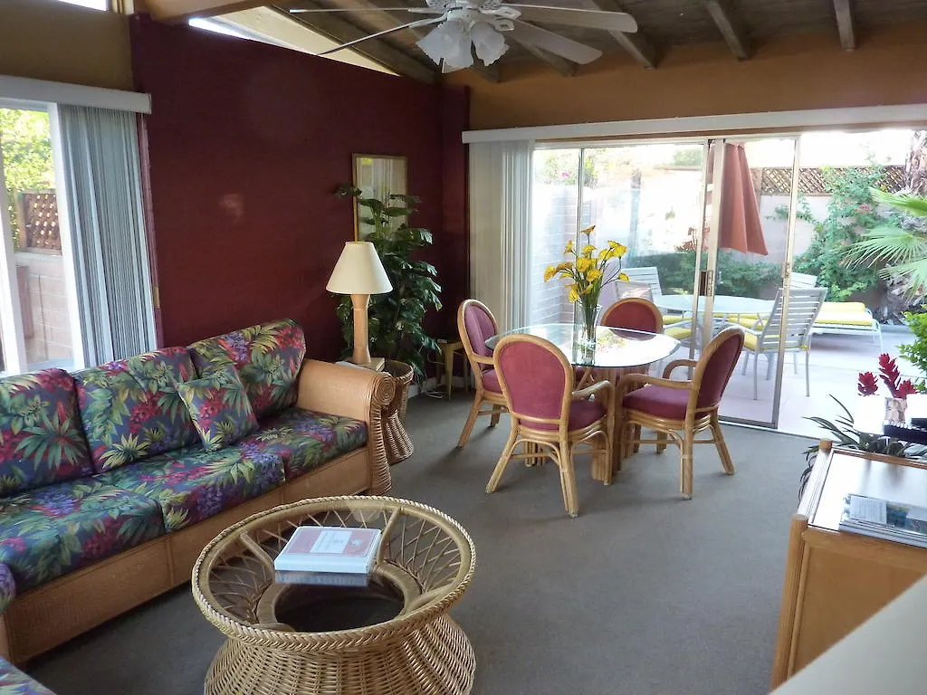 Hotel A Place in the Sun: Adults-Only Midcentury Boutique with Heated Pool Palm Springs