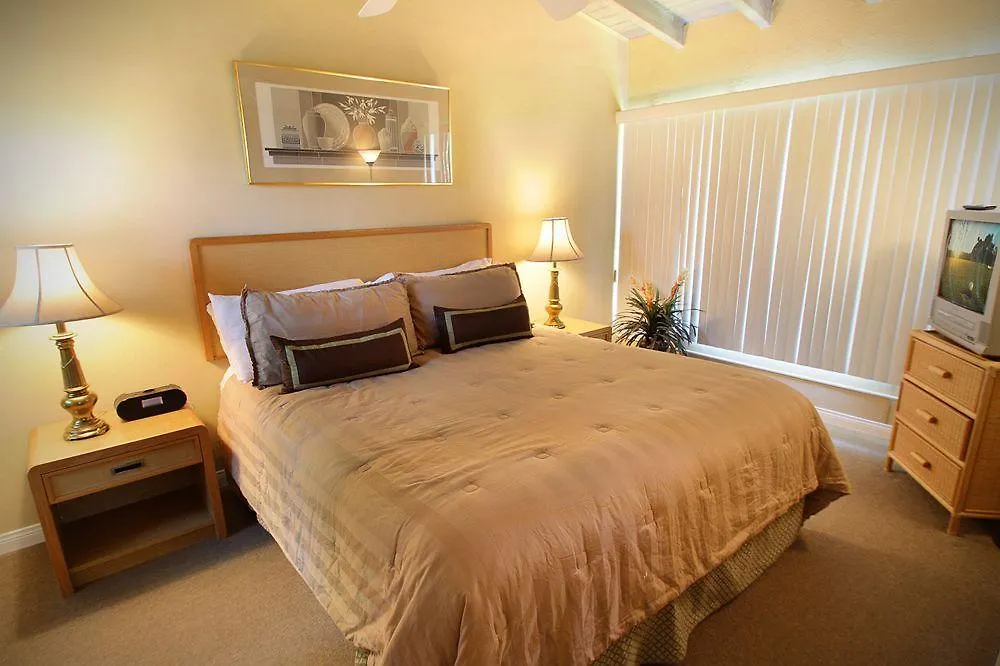 A Place in the Sun: Adults-Only Midcentury Boutique with Heated Pool Palm Springs 4*,