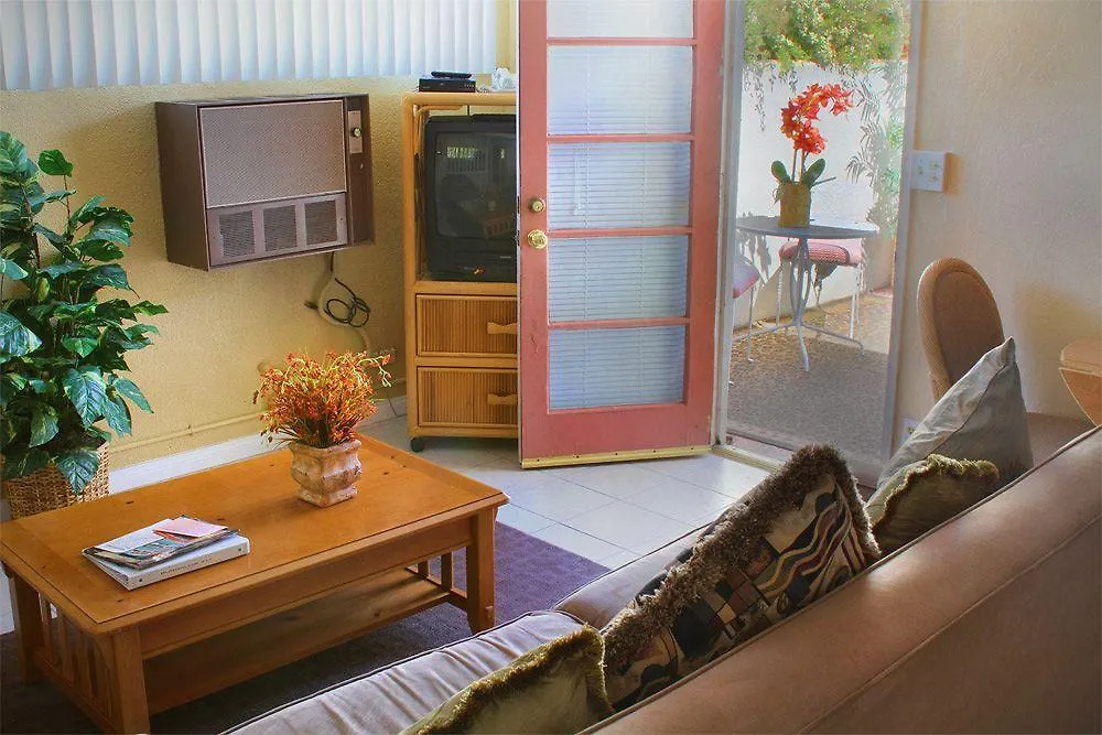Hotel A Place in the Sun: Adults-Only Midcentury Boutique with Heated Pool Palm Springs