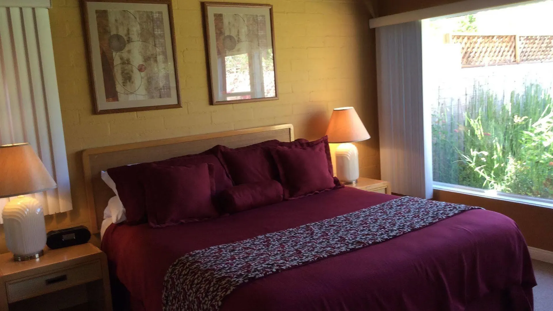 A Place in the Sun: Adults-Only Midcentury Boutique with Heated Pool Palm Springs 4*,  United States