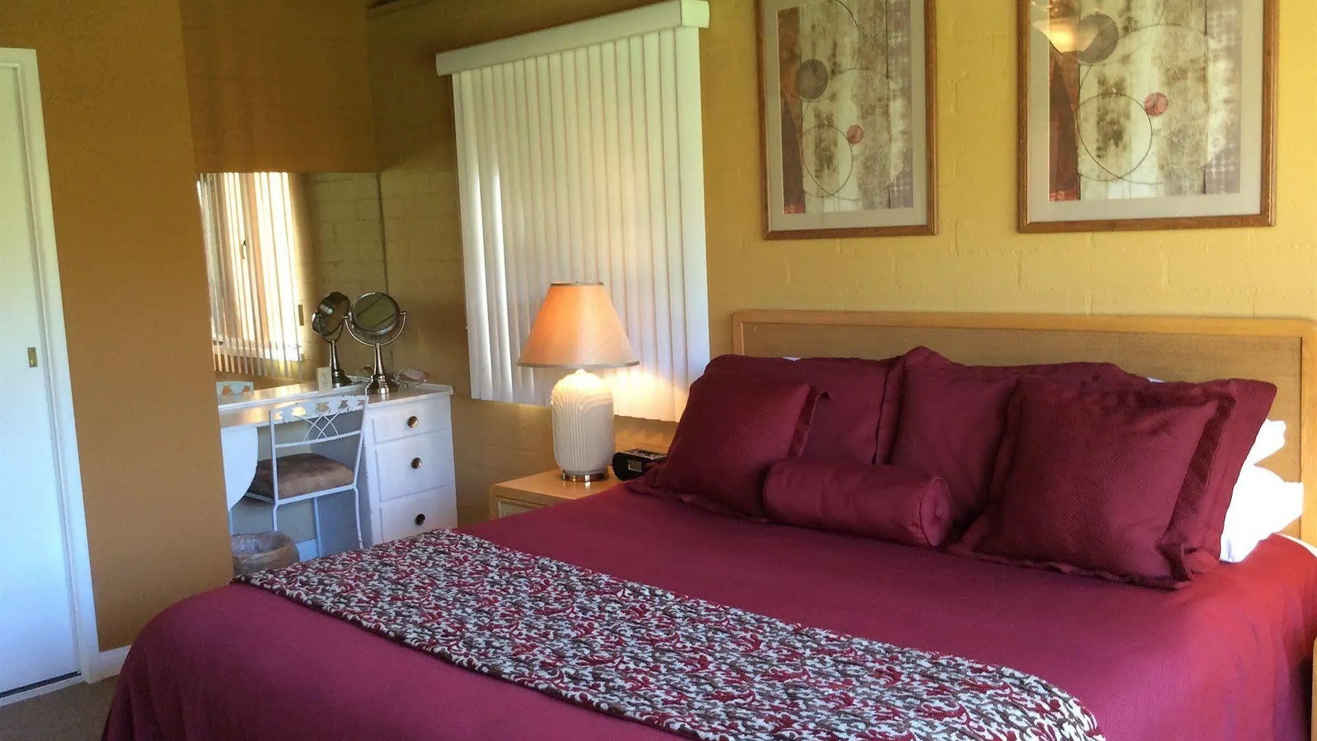 A Place in the Sun: Adults-Only Midcentury Boutique with Heated Pool Palm Springs United States