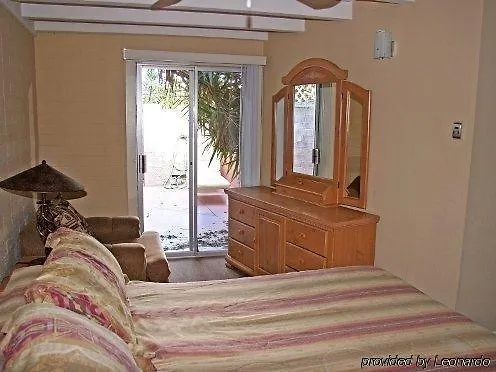 A Place In The Sun Hotel - Adults Only Big Units, 24H Heated Pool & Spa In 1 Acre Park Prime Location, Dog Friendly, Top Midcentury Modern Boutique Hotel Palm Springs