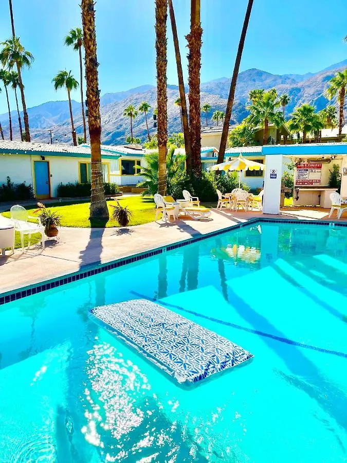 A Place In The Sun Hotel - Adults Only Big Units, 24H Heated Pool & Spa In 1 Acre Park Prime Location, Dog Friendly, Top Midcentury Modern Boutique Hotel Palm Springs