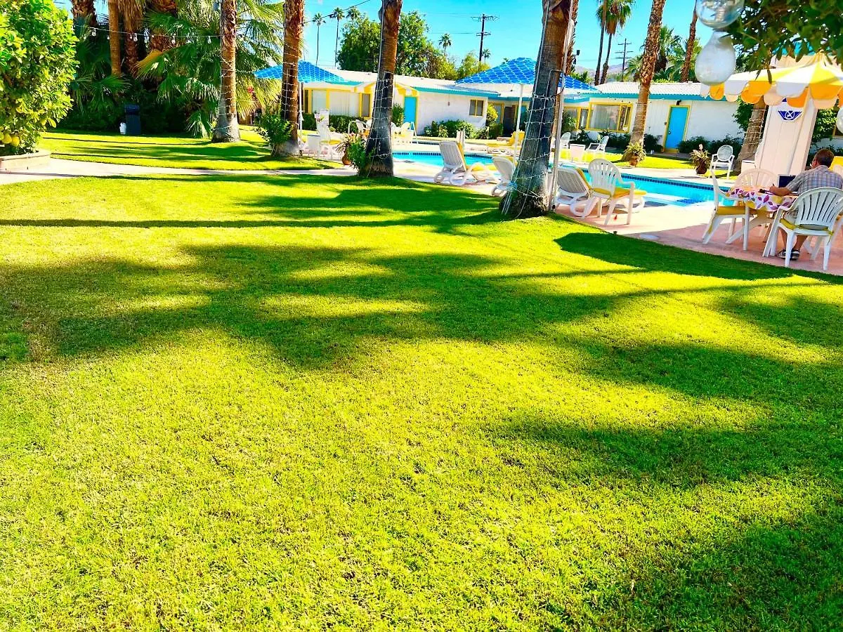 A Place In The Sun Hotel - Adults Only Big Units, 24H Heated Pool & Spa In 1 Acre Park Prime Location, Dog Friendly, Top Midcentury Modern Boutique Hotel Palm Springs