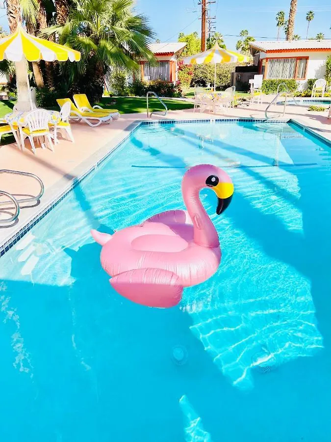 A Place In The Sun Hotel - Adults Only Big Units, 24H Heated Pool & Spa In 1 Acre Park Prime Location, Dog Friendly, Top Midcentury Modern Boutique Hotel Palm Springs