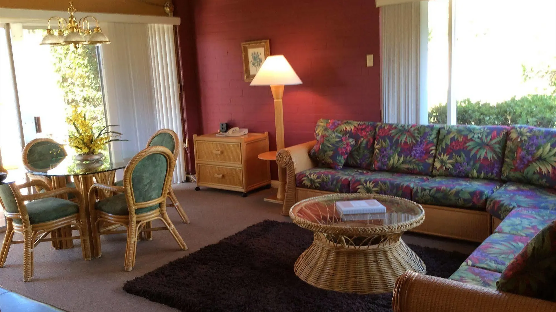 A Place in the Sun: Adults-Only Midcentury Boutique with Heated Pool Palm Springs Hotel